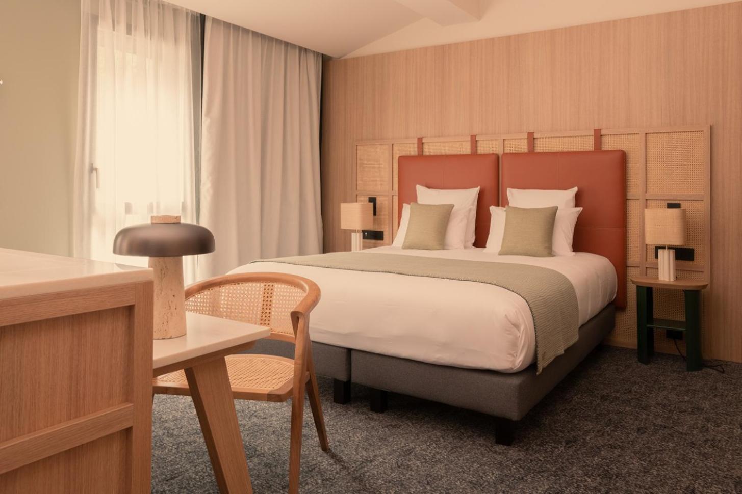 Hotel Parc Du Landreau 莱塞比耶 外观 照片